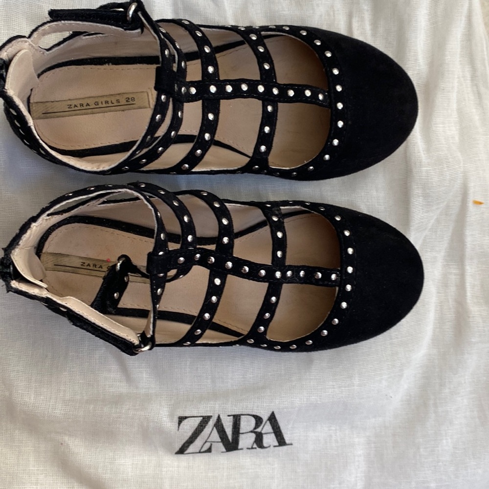 Zara black velvet rhinestone dress shoes size 11